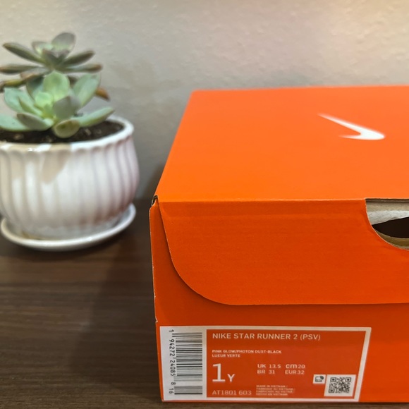 [Sold] Nike Star Runner 2 - Picture 8 of 10